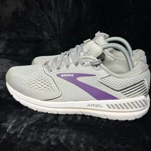 Brooks Ariel 20 1203151B009 Womens 10 B Running Shoes Oyster Alloy Grape Sneaker